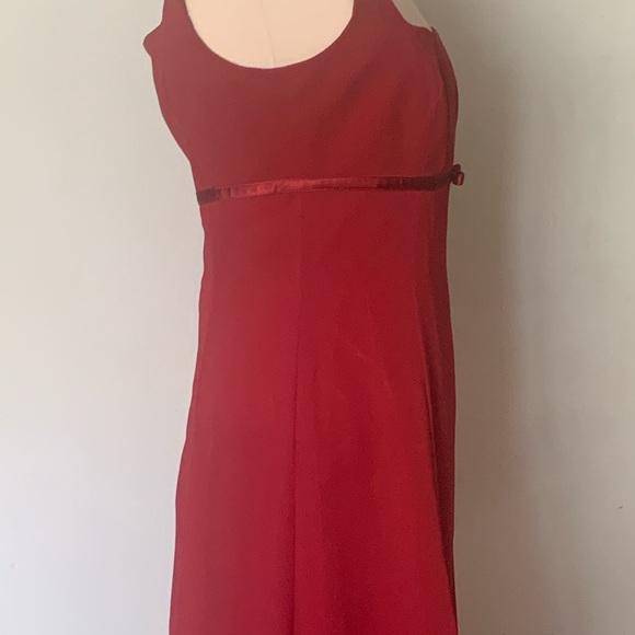 Ruby red dress - Picture 4 of 4